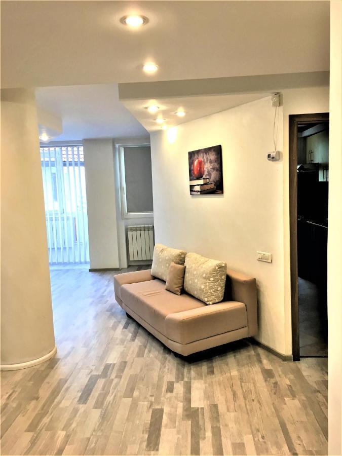Large Apartment In Ultra-Central Location Braşov Extérieur photo