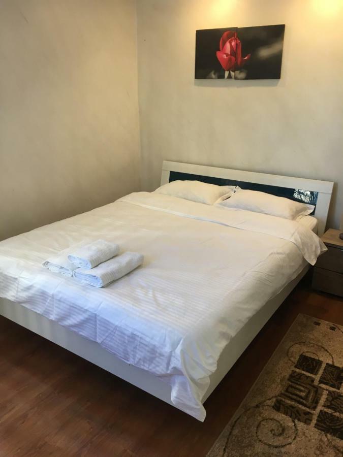 Large Apartment In Ultra-Central Location Braşov Extérieur photo